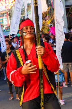 Ocak ayı 17th 2016. Kalibo, Filipinler. Festival atı-Atihan. Uni