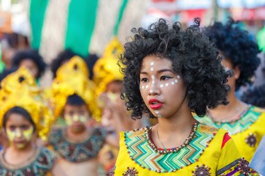 Ocak ayı 24th 2016. Iloilo, Filipinler. Dinagyang Festivali. Unid