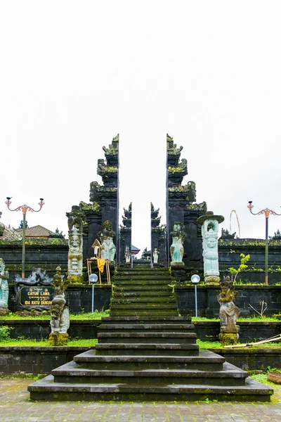 Baliness Style Temple em Bali Indonésia — Fotografia de Stock