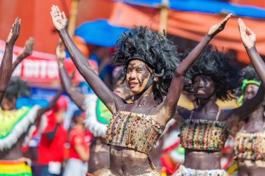 Ocak ayı 24th 2016. Iloilo, Filipinler. Dinagyang Festivali. Unid