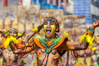 Ocak ayı 24th 2016. Iloilo, Filipinler. Dinagyang Festivali. Unid