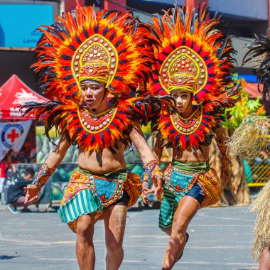 Ocak ayı 24th 2016. Iloilo, Filipinler. Dinagyang Festivali. Unid