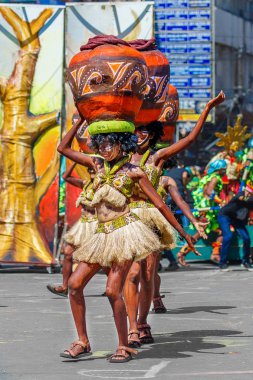 Ocak ayı 24th 2016. Iloilo, Filipinler. Dinagyang Festivali. Unid