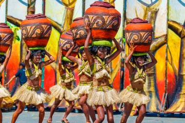 Ocak ayı 24th 2016. Iloilo, Filipinler. Dinagyang Festivali. Unid