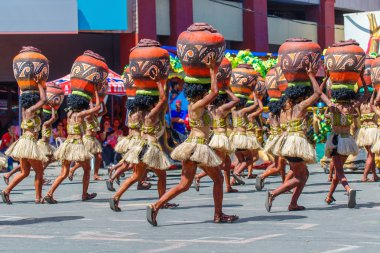 Ocak ayı 24th 2016. Iloilo, Filipinler. Dinagyang Festivali. Unid