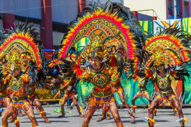 Ocak ayı 24th 2016. Iloilo, Filipinler. Dinagyang Festivali. Unid