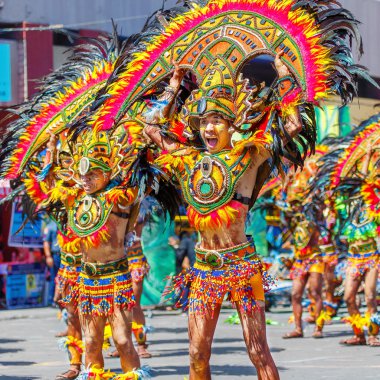 Ocak ayı 24th 2016. Iloilo, Filipinler. Dinagyang Festivali. Unid