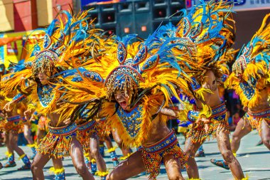 Ocak ayı 24th 2016. Iloilo, Filipinler. Dinagyang Festivali. Unid