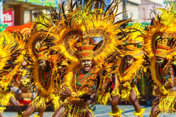 2016 年 1 月 24 日。菲律宾伊洛伊洛。节日的 Dinagyang。Unid — 图库照片