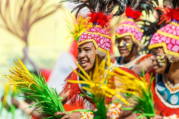 24η Ιανουαρίου 2016. Ιλόιλο, Φιλιππίνες. Φεστιβάλ διαγωνισμού Dinagyang. Unid — Φωτογραφία Αρχείου