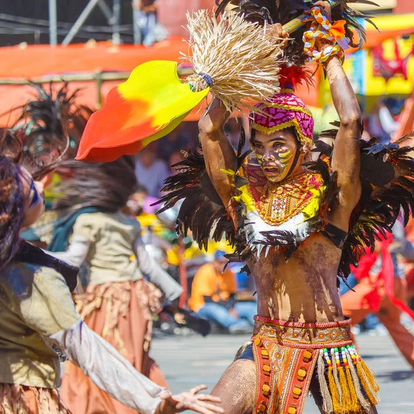 2016 年 1 月 24 日。菲律宾伊洛伊洛。节日的 Dinagyang。Unid — 图库照片