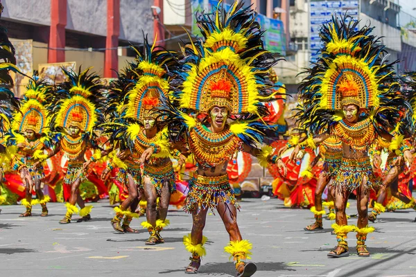 Ocak ayı 24th 2016. Iloilo, Filipinler. Dinagyang Festivali. Unid — Stok fotoğraf