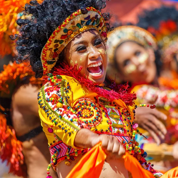 Ocak ayı 24th 2016. Iloilo, Filipinler. Dinagyang Festivali. Unid