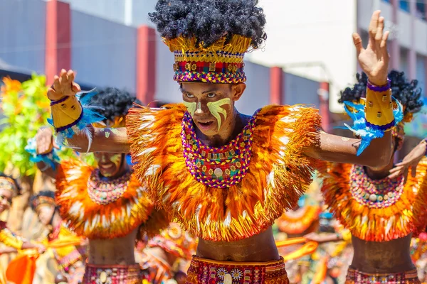 Januari 24 2016. Iloilo, Filippinerna. Festival Dinagyang. Unid — Stockfoto