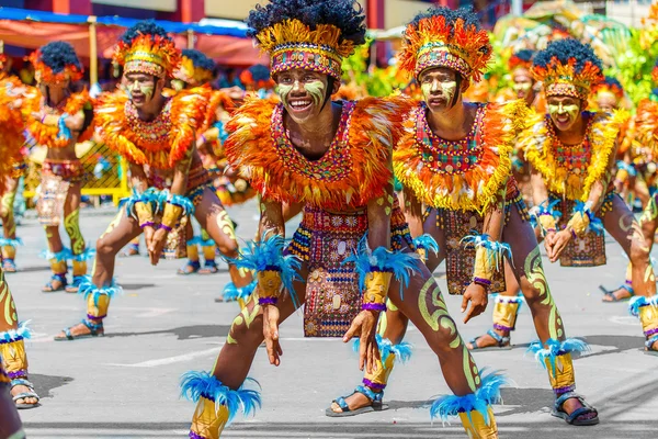 24 січня 2016. Ілоїло Філіппіни. Фестиваль Dinagyang. UNID — стокове фото