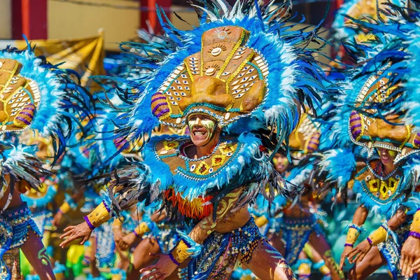 Januari 24 2016. Iloilo, Filippinerna. Festival Dinagyang. Unid — Stockfoto