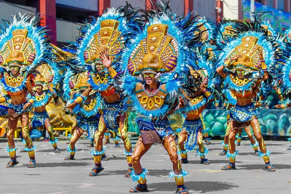 Januari 24 2016. Iloilo, Filippinerna. Festival Dinagyang. Unid — Stockfoto