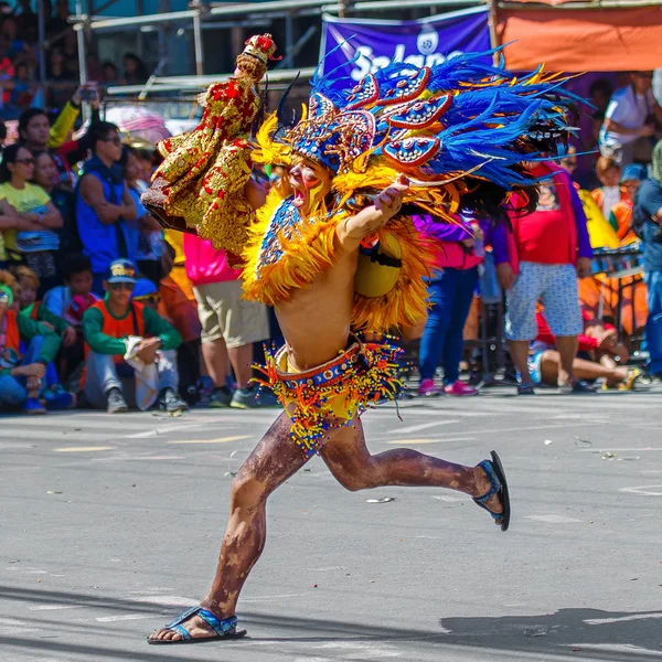 24. ledna 2016. Iloilo, Filipíny. Festival Dinagyang. Unid — Stock fotografie