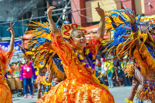2016 年 1 月 24 日。菲律宾伊洛伊洛。节日的 Dinagyang。Unid — 图库照片