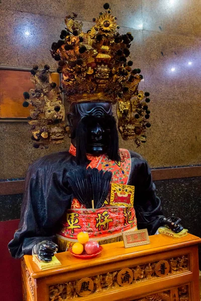 アジア 2019年10月12日台湾の寺院における古代の神の彫刻 — ストック写真