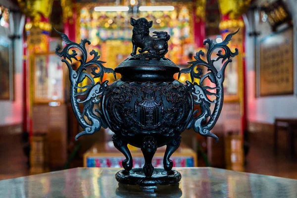 Tainan Taiwan Outubro 2019 Vaso Bronze Chinês Antigo Templo Taiwanês — Fotografia de Stock