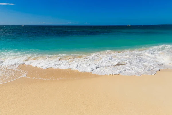 Spiaggia Tropicale Sabbiosa Con Onda Blu Sull Isola Boracay Filippine — Foto Stock