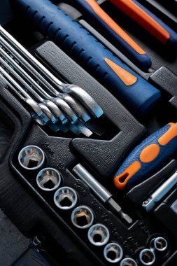 Kutu üst görünümü yakın çekim araçları kümesi