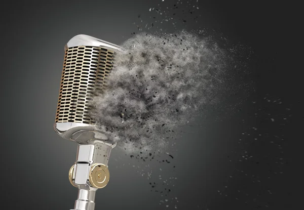 Mikrofon w stylu retro rozbita na kurz — Zdjęcie stockowe
