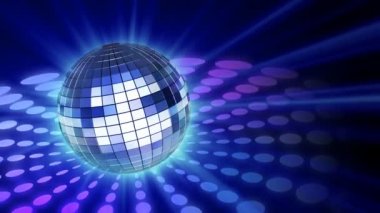 Parlatıcı ve yansımaları ile Mirrorball