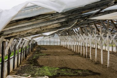 Seradaki toprak manzarası