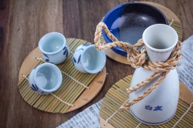 Japon Sake içme seti