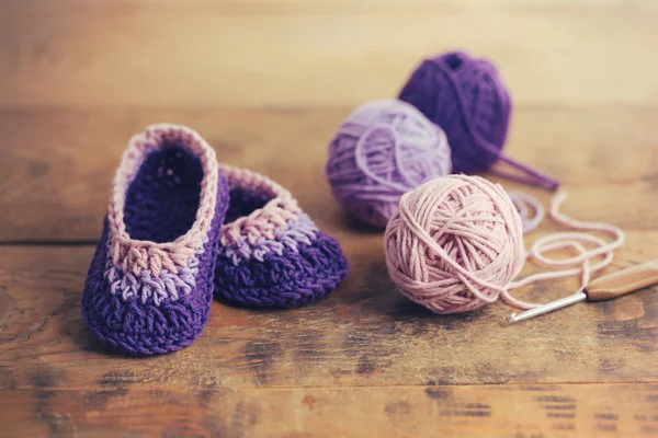 Crochet chaussons bébé — Photo