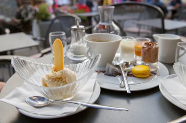 Vanilyalı dondurma ile tanımlama bilgisi 