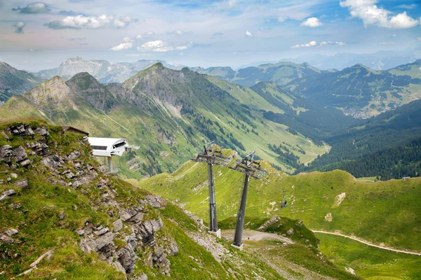 Modern mountain lift — Stock Photo, Image