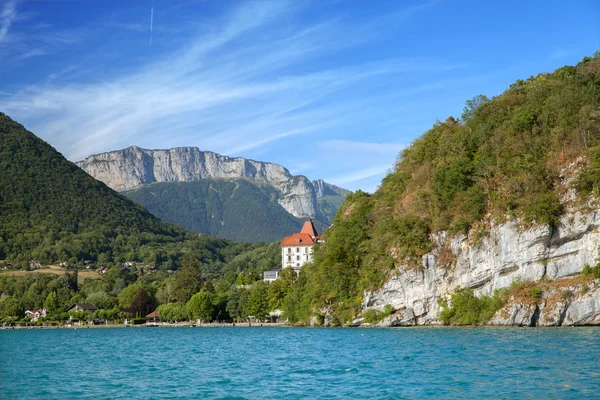 Margens do lago Annecy — Fotografia de Stock