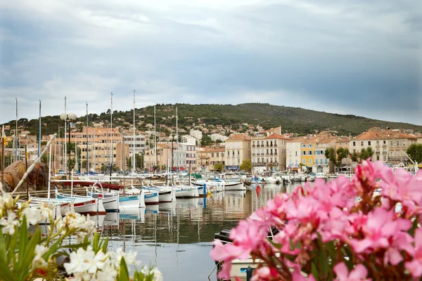 Barcos no cais em La Ciotat — Fotografia de Stock