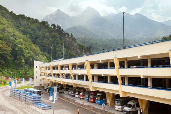 Parking in Caucasus mounains — Stock Photo, Image