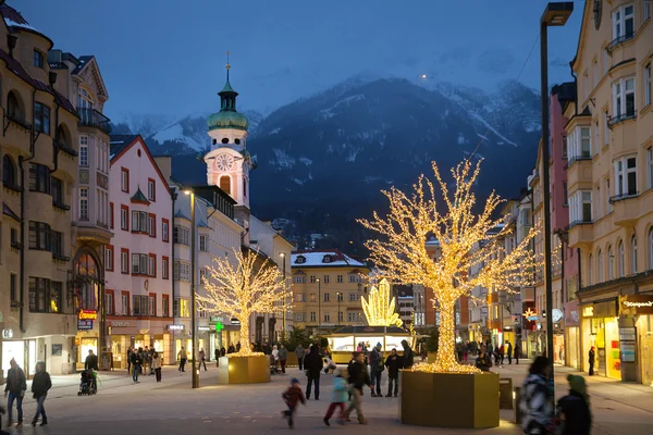 Maria Theresian Strasse cu Spitalskirchek — Fotografie, imagine de stoc