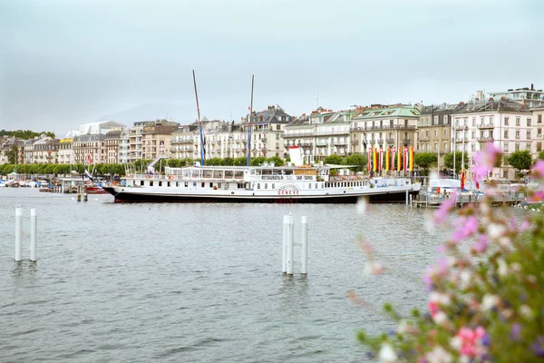 Barca de croazieră Geneve — Fotografie, imagine de stoc