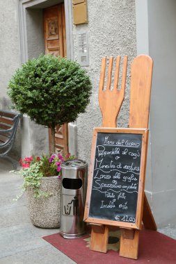 Blackboard ile İtalyan yemek listesi