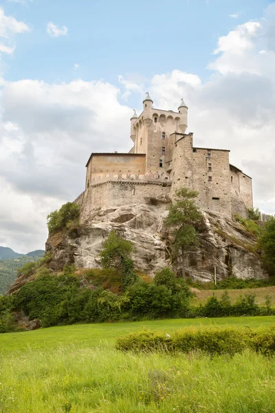 Aosta Vadisi kalede — Stok fotoğraf