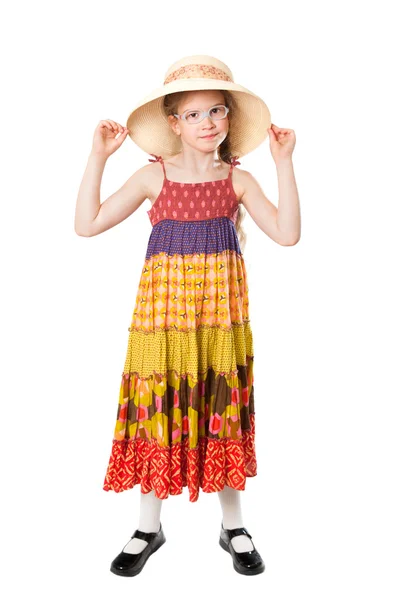 Girl wears a wide-brimmed hat and sundress — Stock Photo, Image
