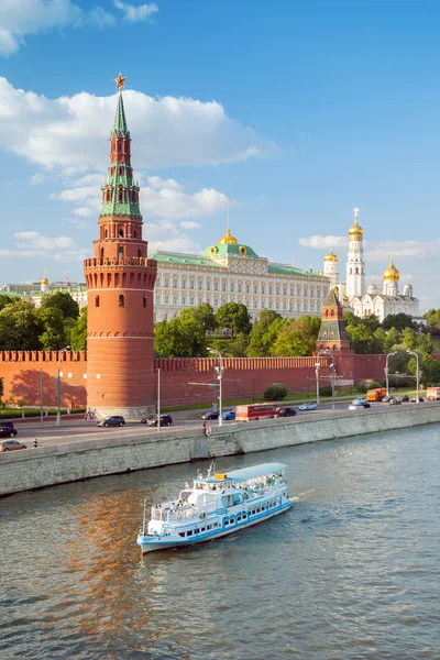 Zomer Kremlin in Moskou — Stockfoto