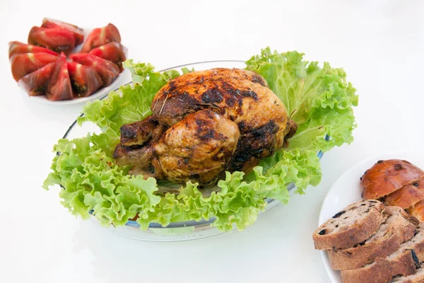 Roasted chicken with green salad — Stock Image Roasted chicken with green salad Stock Image