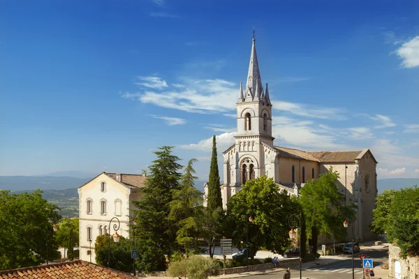 The view on church in Bonnieux — Stock Photo, Image