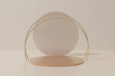 3D nötr renkte, parlak metalik halkalarıyla podyum