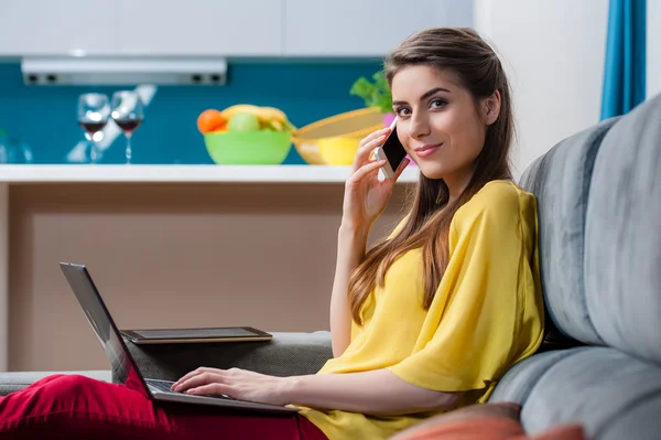 Arbeiten von zu Hause aus — Stockfoto