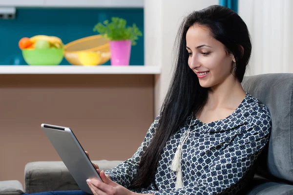 Shopping från soffan — Stockfoto