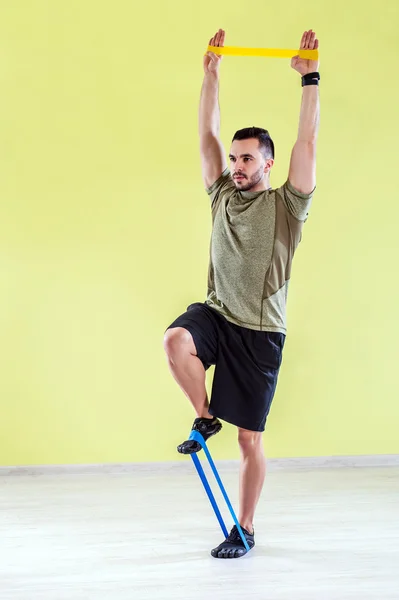 Sport man doing gym training — Stock Photo, Image