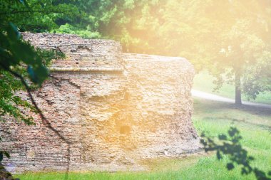 eski kalesi kalıntıları